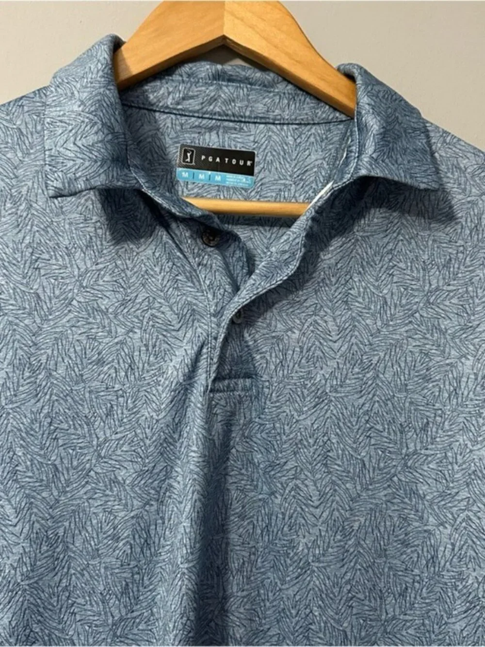 PGA Tour Blue Leaf Print Golf Polo Shirt Men’s Medium Casual Athleisure - Picture 5 of 9